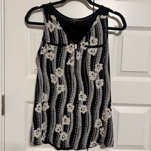 Express Monochrome Floral Women's Blouse